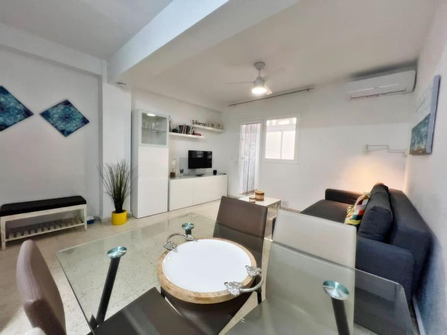 Magnifico Apartamento En El Centro De Fuengirola Bagian luar foto